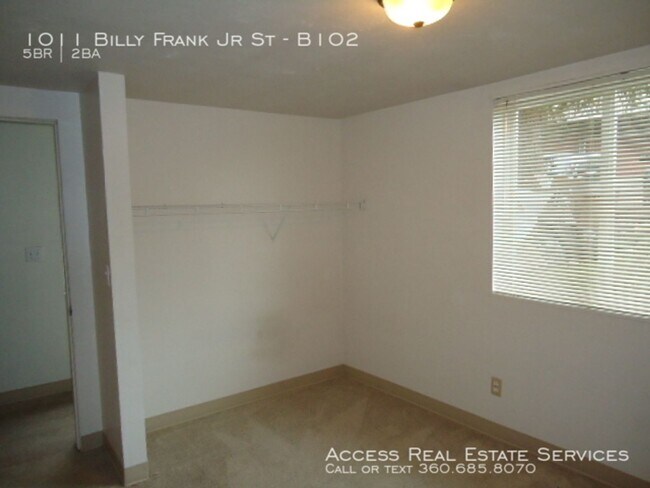 Building Photo - 1011 Billy Frank Jr. St