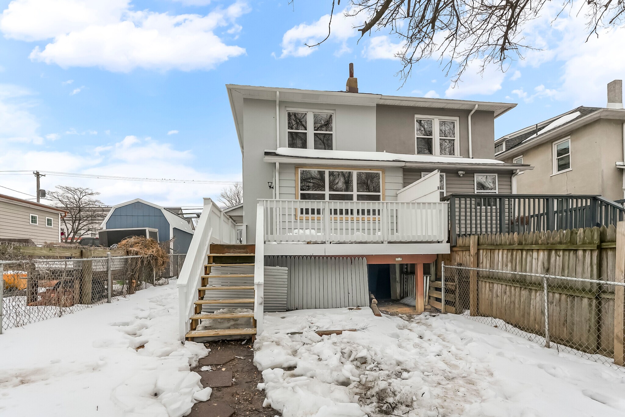 Building Photo - 640 Market St