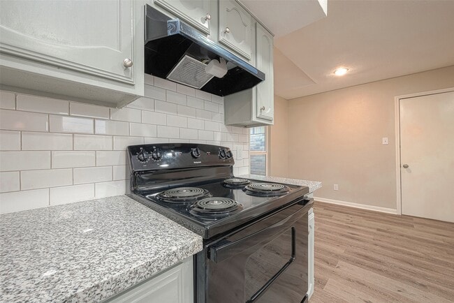 Building Photo - 15638 Schumann Ln