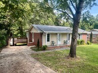Building Photo - House for Rent In Clemson