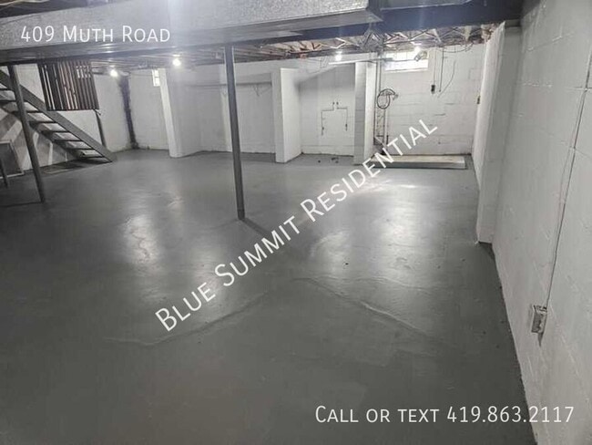 Building Photo - 409 Muth Rd