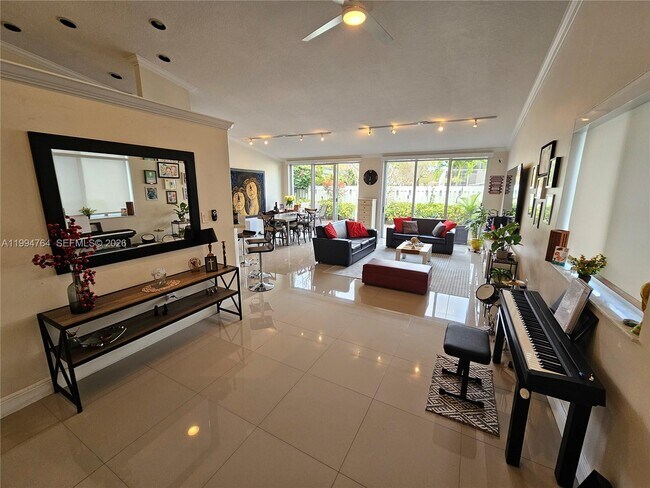 Building Photo - 4523 NW 98th Ave