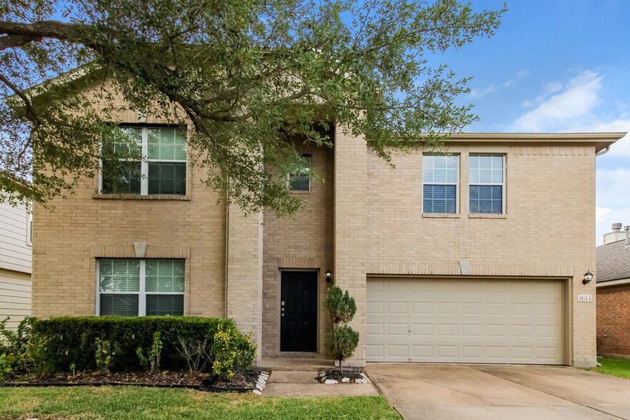 Primary Photo - 3611 Lanesborough Dr