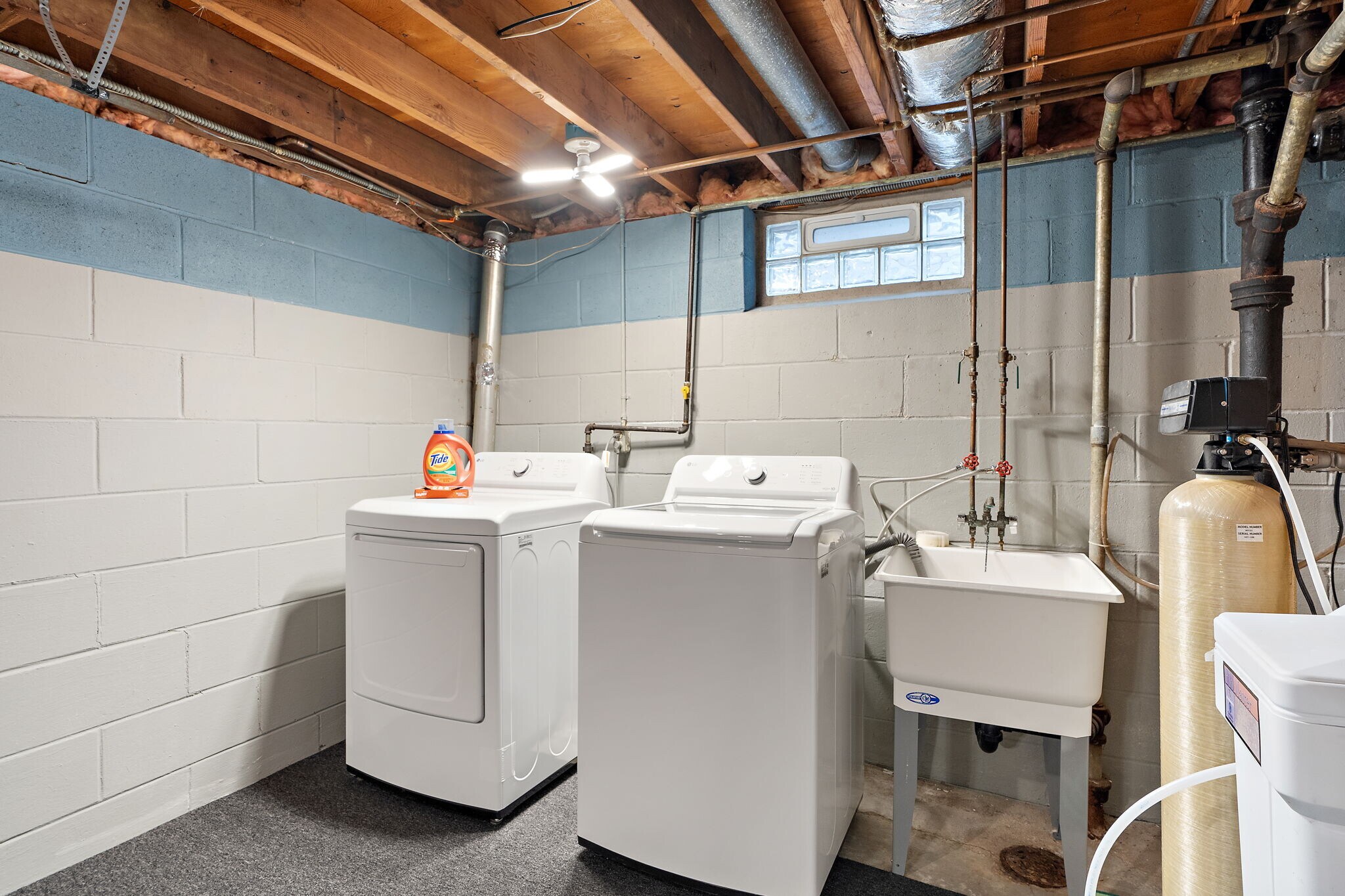 New Washer & Dryer - 3146 Grimes Ave N