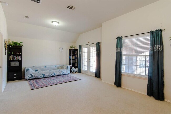 Building Photo - 8373 Brightside Ln
