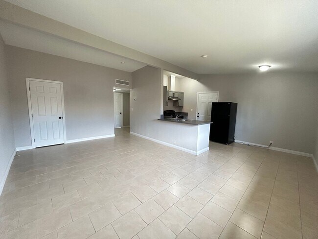 Building Photo - 1309 Exley Ave