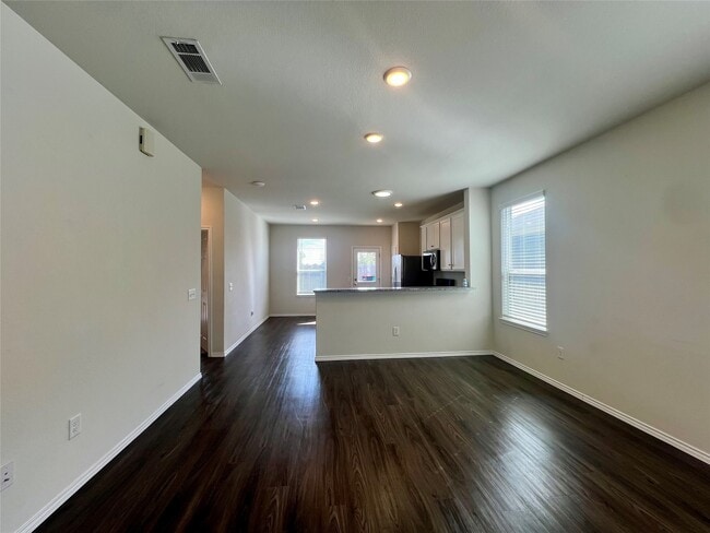 Building Photo - 25723 Bottlebrush Sedge St