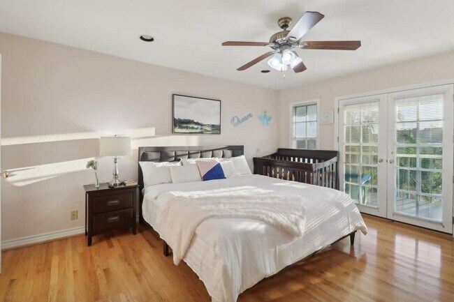 Building Photo - 2908 Lakemont Dr