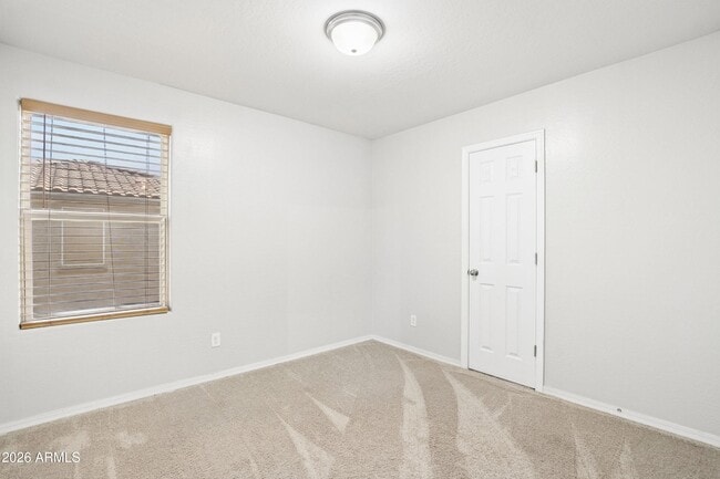Building Photo - 1748 N Logan Ln