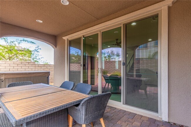 Building Photo - 11824 Mino Rio Ave