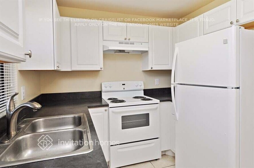 Building Photo - 9503 Woodborough Ct