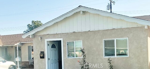 Building Photo - 11620 College Dr