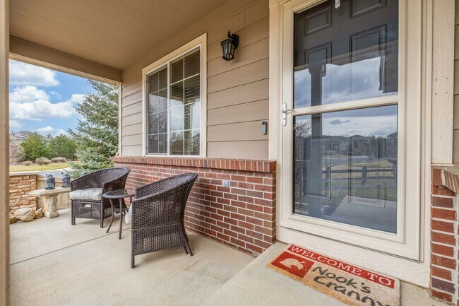 Building Photo - $0 DEPOSIT OPTION. BEAUTIFULLY MAINTAINED ...