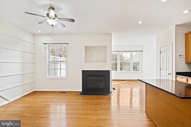 Building Photo - 9939 Fragrant Lilies Way