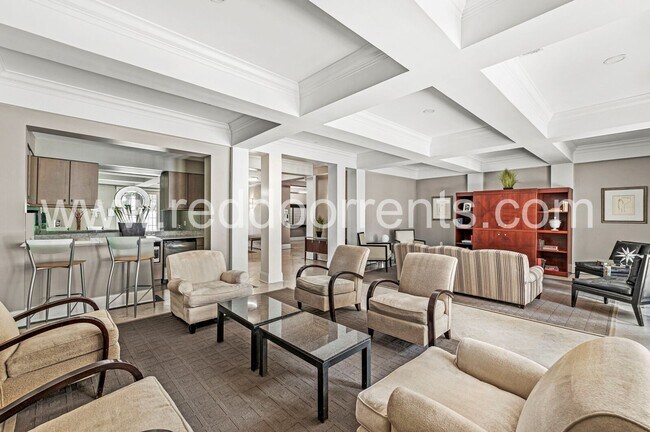 Building Photo - Coming Soon! – 1 Bed | 1.5 Bath Home in th...