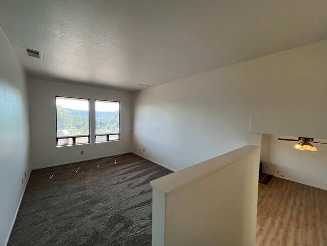 Building Photo - 4617 San Anselmo Rd