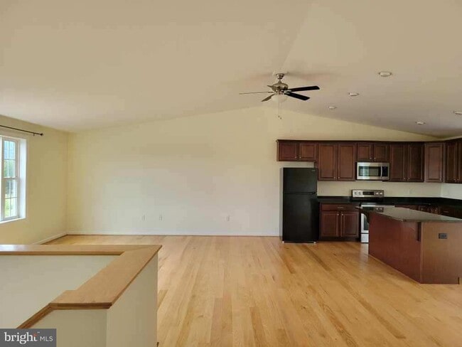 Building Photo - 325 Poplar Springs Rd