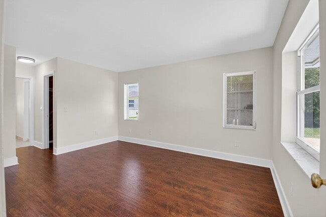Building Photo - 22203 Aquila St