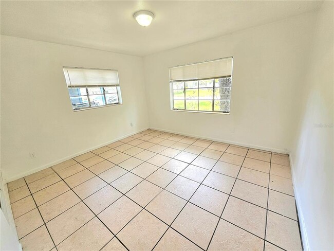 Building Photo - 10532 51st Terrace N