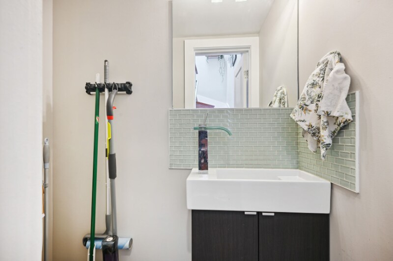 Building Photo - 43 Hanover Pl NW