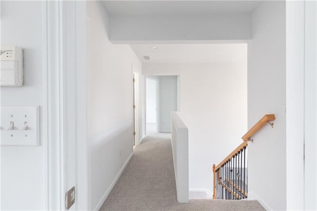 Building Photo - 4987 Rustic Canyon Dr