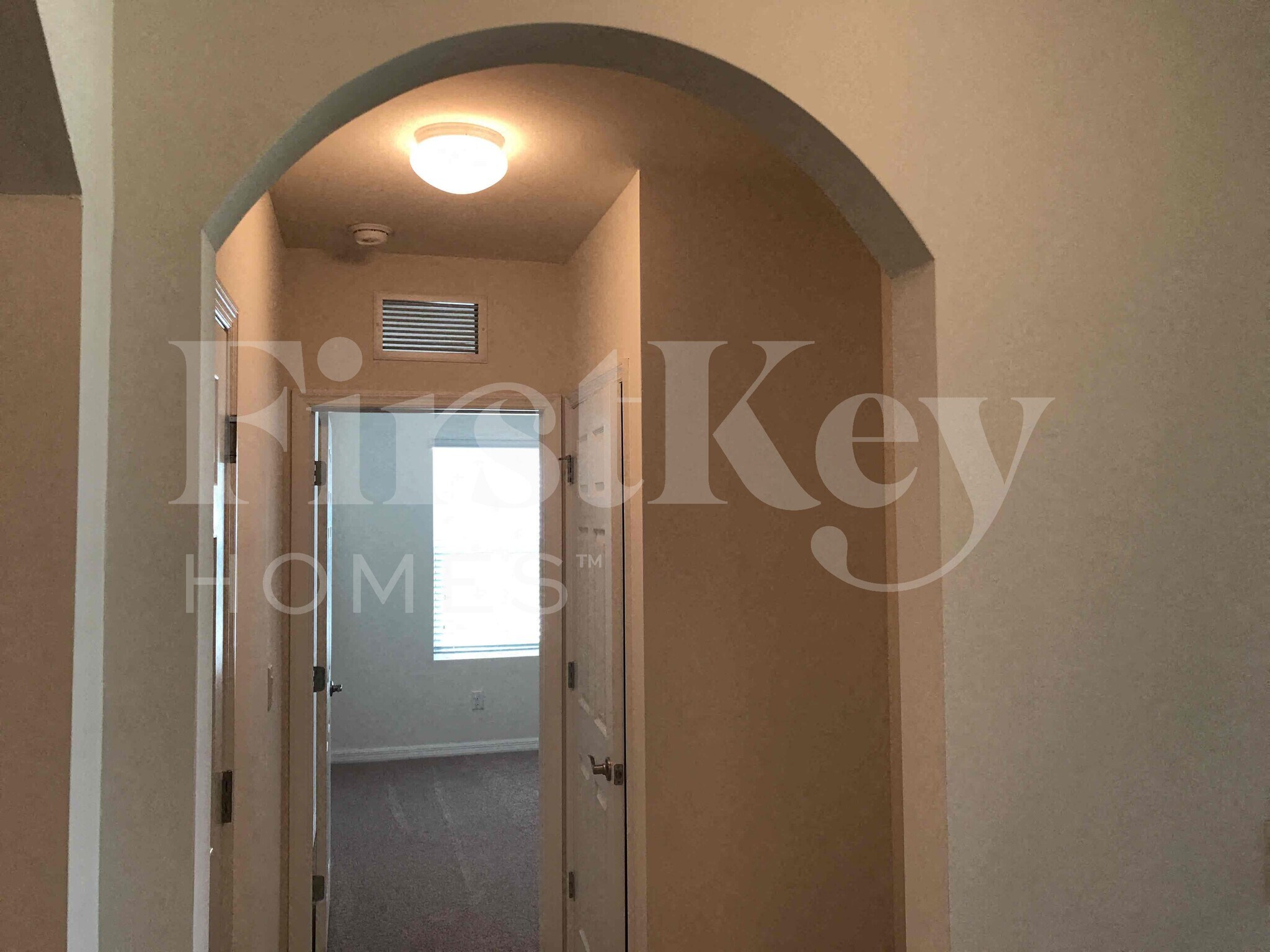 Building Photo - 1609 SW 25th Ln