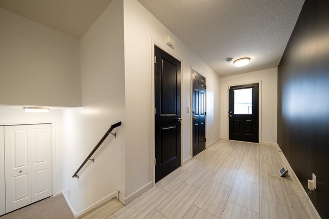 Building Photo - 13369 Bronze Pkwy