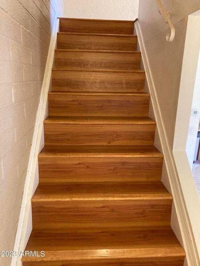 Building Photo - ***INCREDIBLE TOWNHOME with ALL appliances & water, sewer, trash INCLUDED!