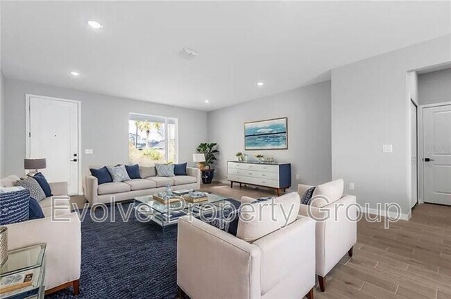 Building Photo - 23 Weymouth Ln