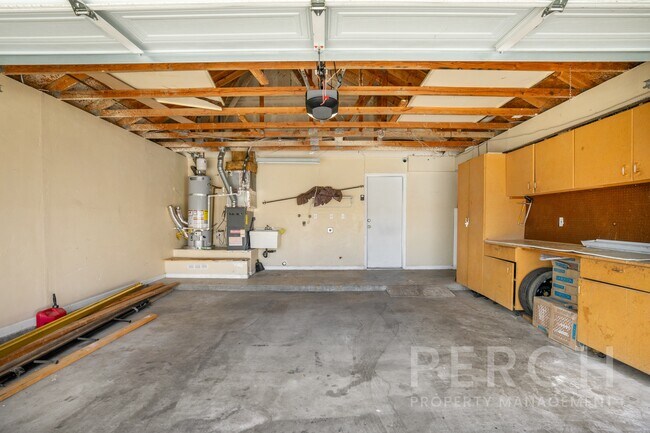 Building Photo - 1285 Granite Dr