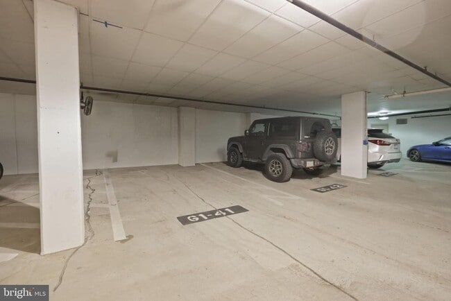 Building Photo - 520 John Carlyle St