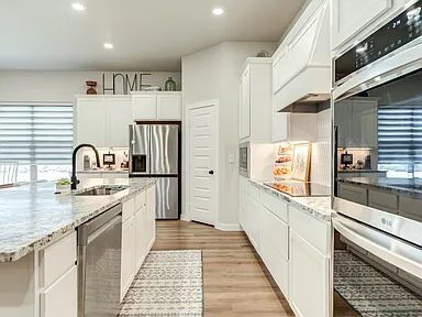 Building Photo - High-end 4 Bed, 3 Bath home in South Lubbock!