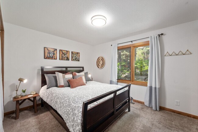 Building Photo - Available NOW thru Dec. 15th, 2025   ***La...