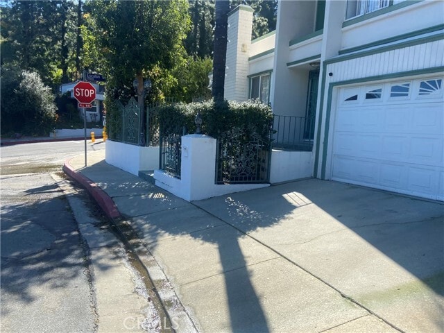 Building Photo - 17041 Escalon Dr