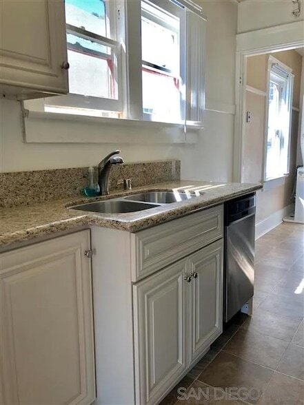 Building Photo - 3576 Fourth Avenue Unit