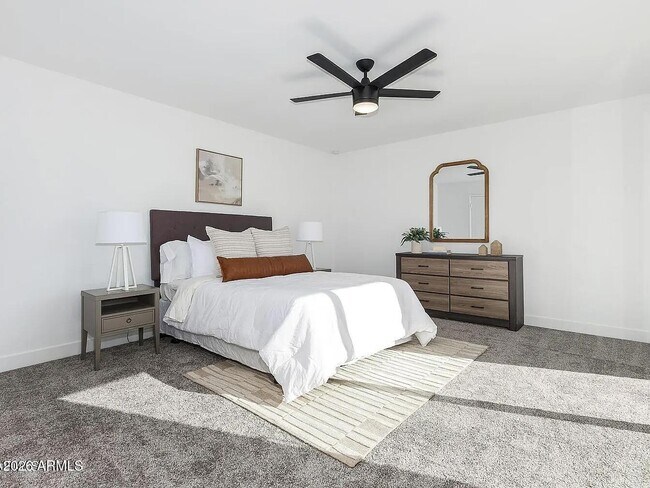 Building Photo - 2529 E Commonwealth Cir