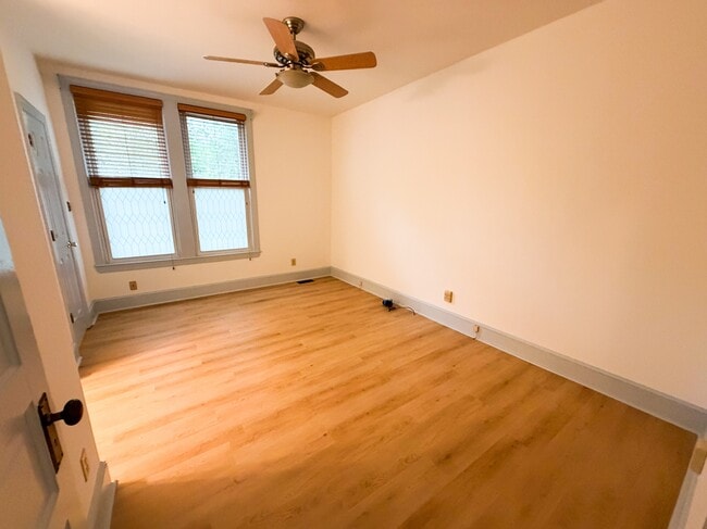 Building Photo - 208 N Buchanan Blvd
