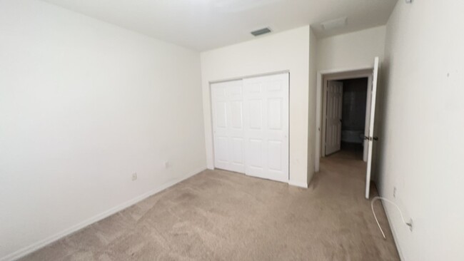 Building Photo - Palm Estates