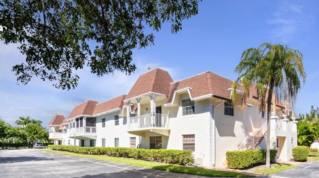 Building Photo - 770 SE 2nd Ave