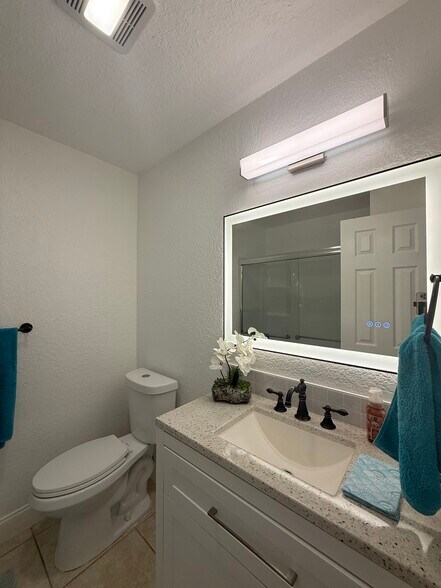 Building Photo - 436 Auburn Dr