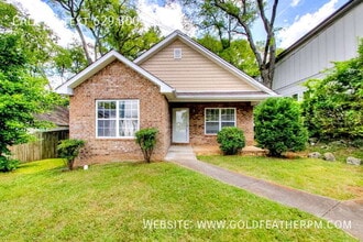 Building Photo - 2116 14th Ave N