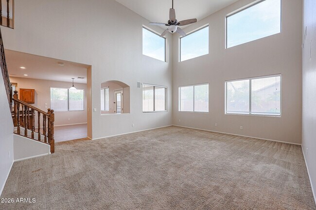 Building Photo - 16205 W Gibson Ln
