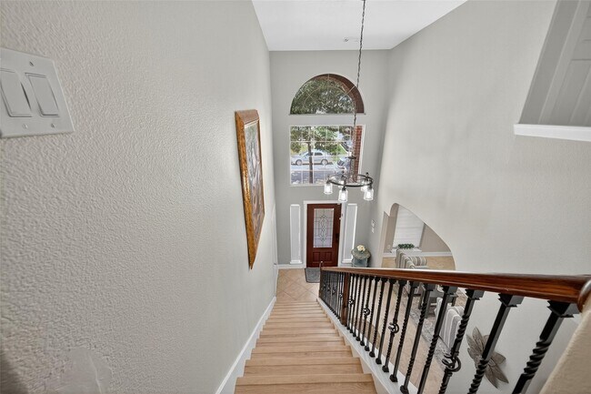 Building Photo - 3718 Garden Green Trail