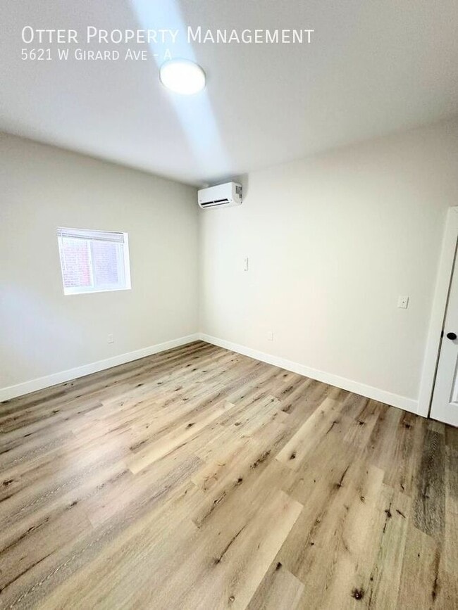 Building Photo - 5621 W Girard Ave