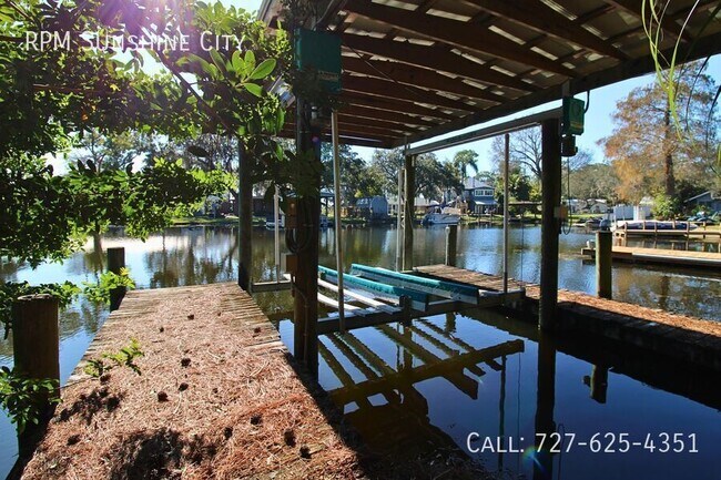 Building Photo - 1152 Lagoon Rd