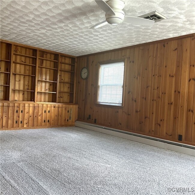 Building Photo - 1404 Stoneycreek Dr