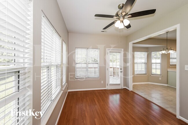 Building Photo - 13224 Greycrest Dr