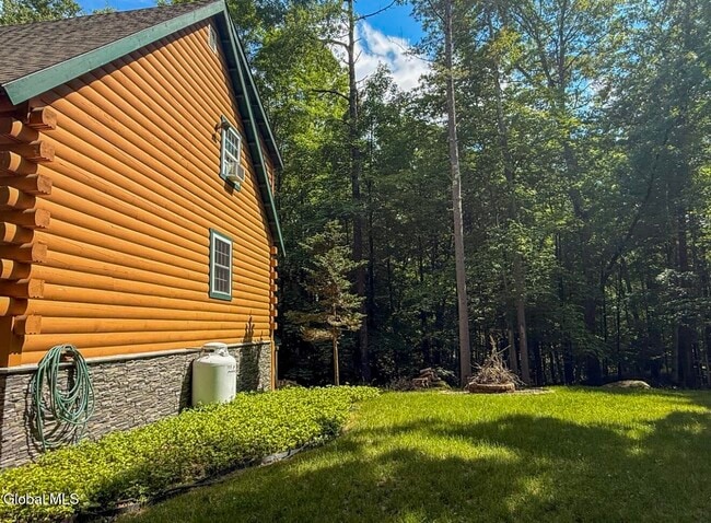 Building Photo - 7 McGowan Way