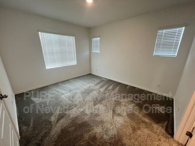 Building Photo - 7366 N Decatur Blvd