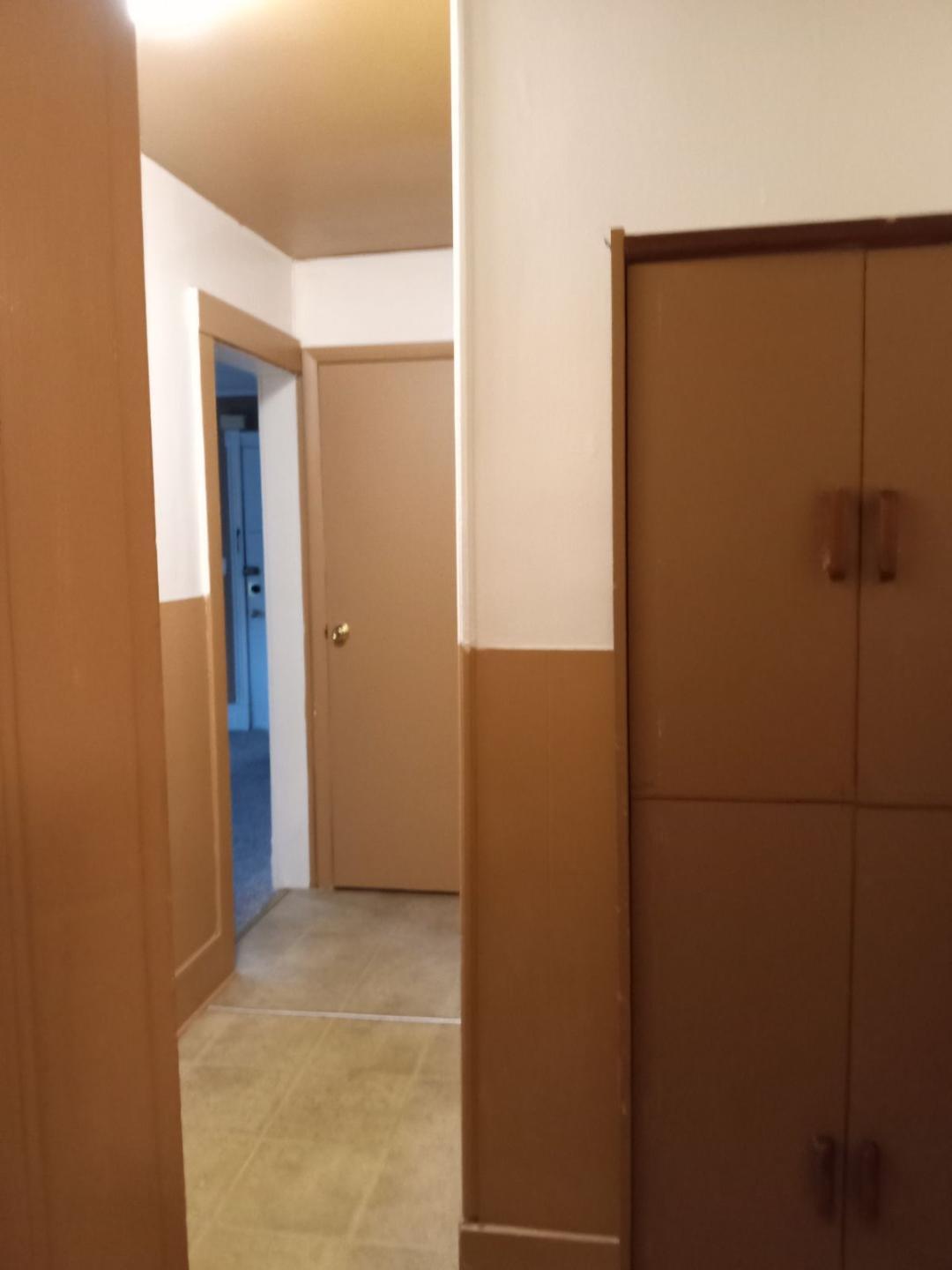 Building Photo - 404 Birr St